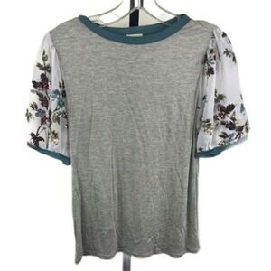 Tiny Anthropologie Blouse Women's Size Small Grey Floral Puff Sleeve Top